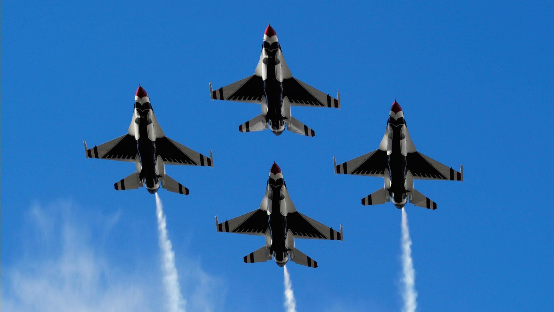 《DOTA2》赛事对科技发展的推动：虚拟现实与人工智能的应用，游戏比赛dota2