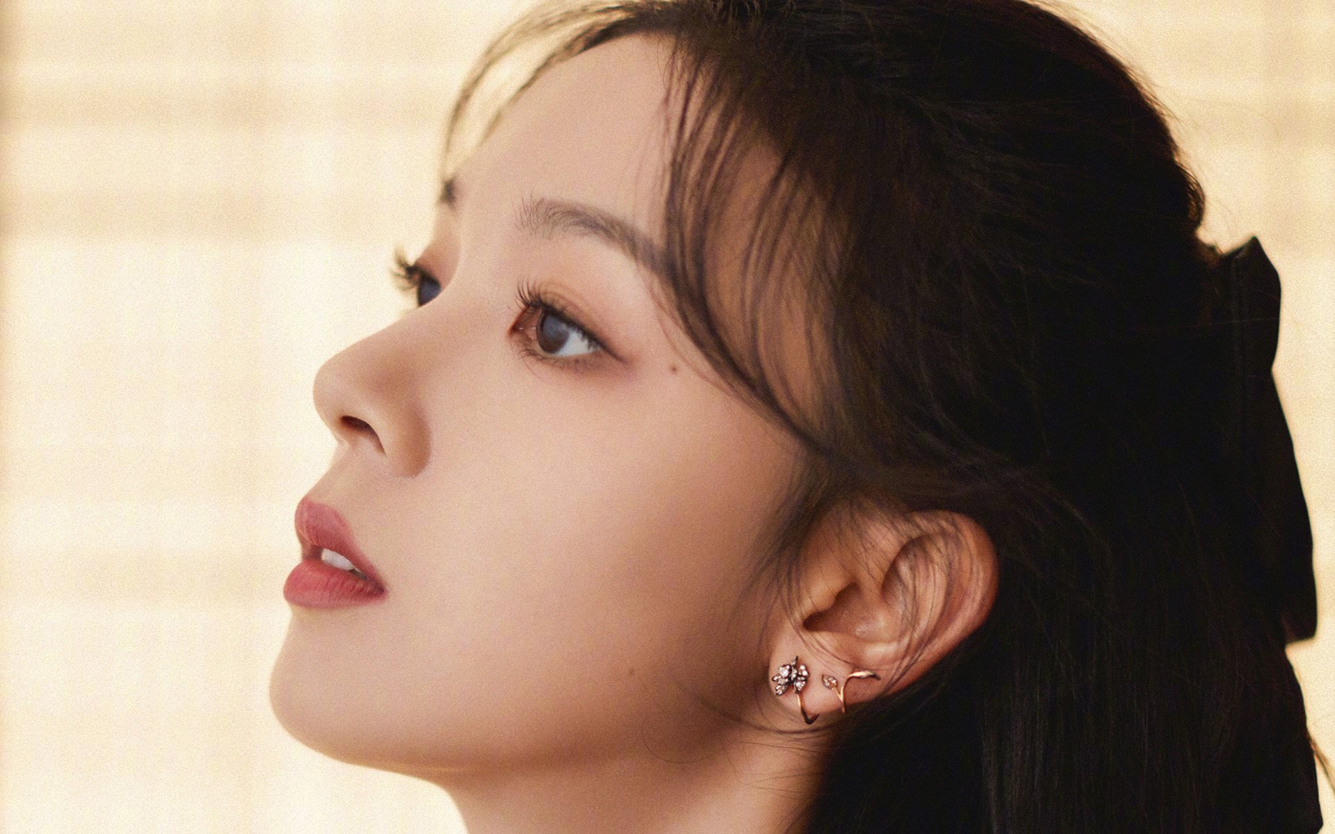 “飘逸漂移:弯道飞舞的速度艺术”,漂移入弯教学