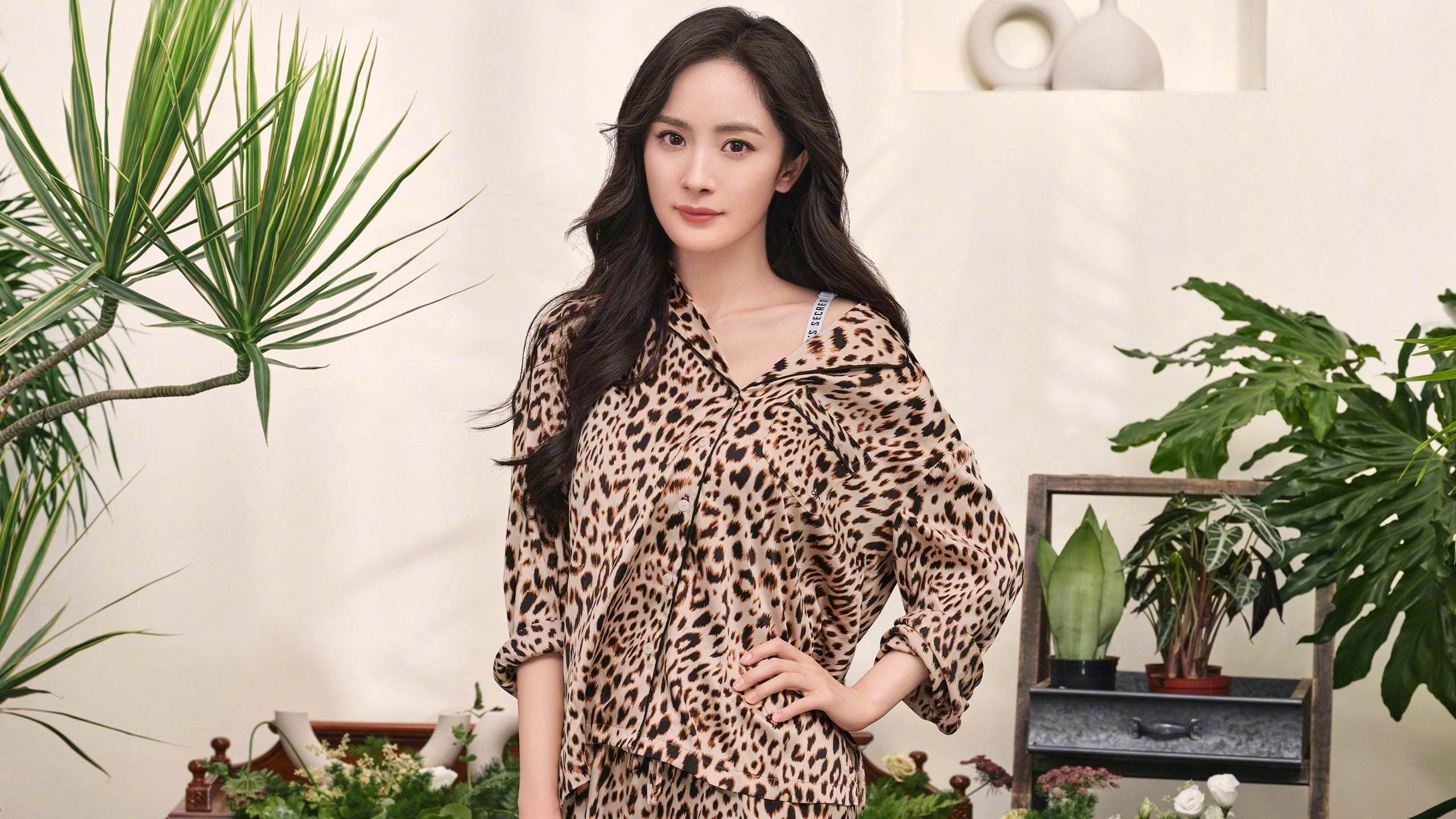 伊朗马术协会授予卡尔·阿里·阿尔达比“年度最佳盛装舞步骑手”称号。