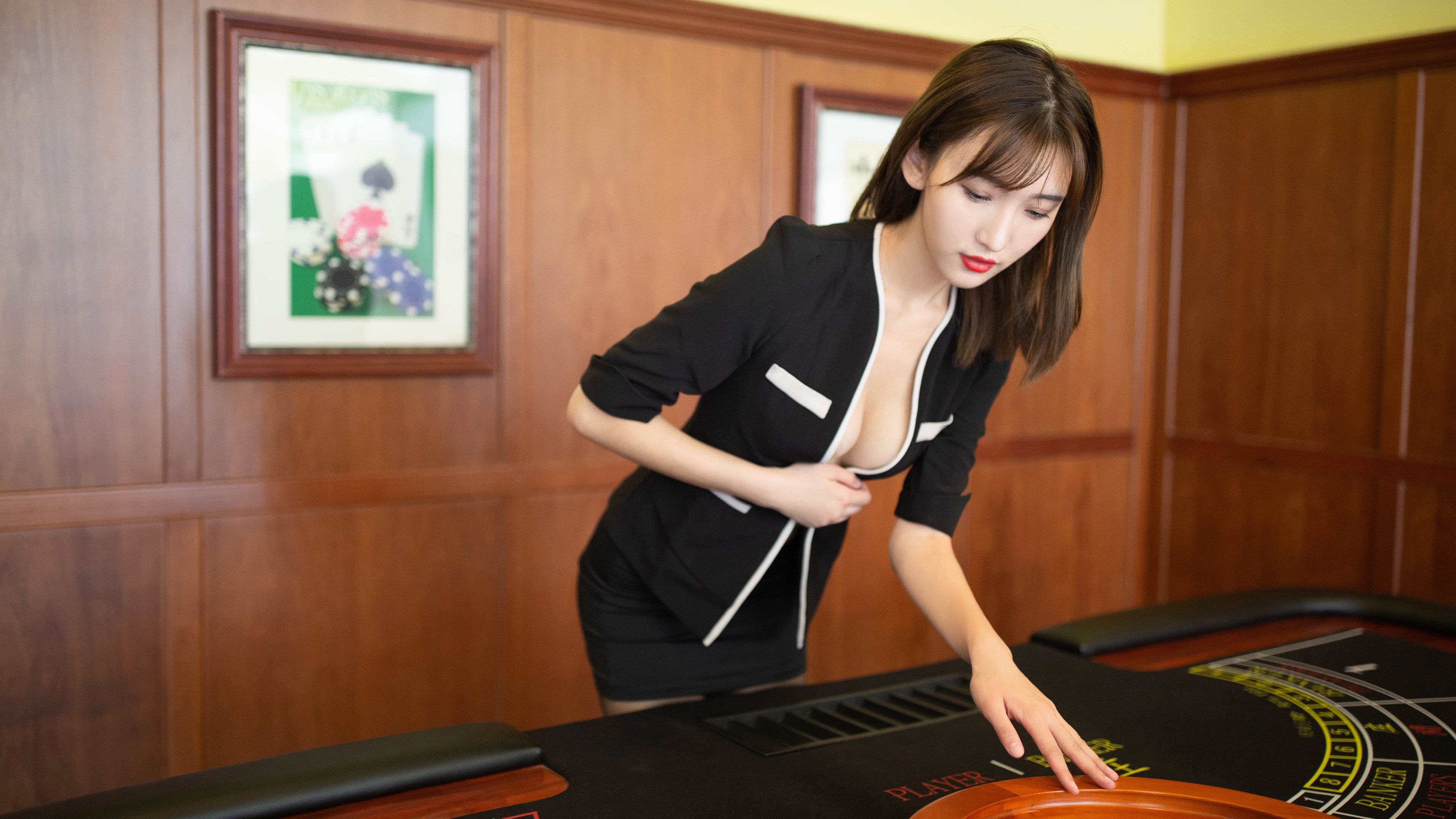 战果让球迷振奋,迎来胜利的喜悦,战果让球迷振奋,迎来胜利的喜悦英语