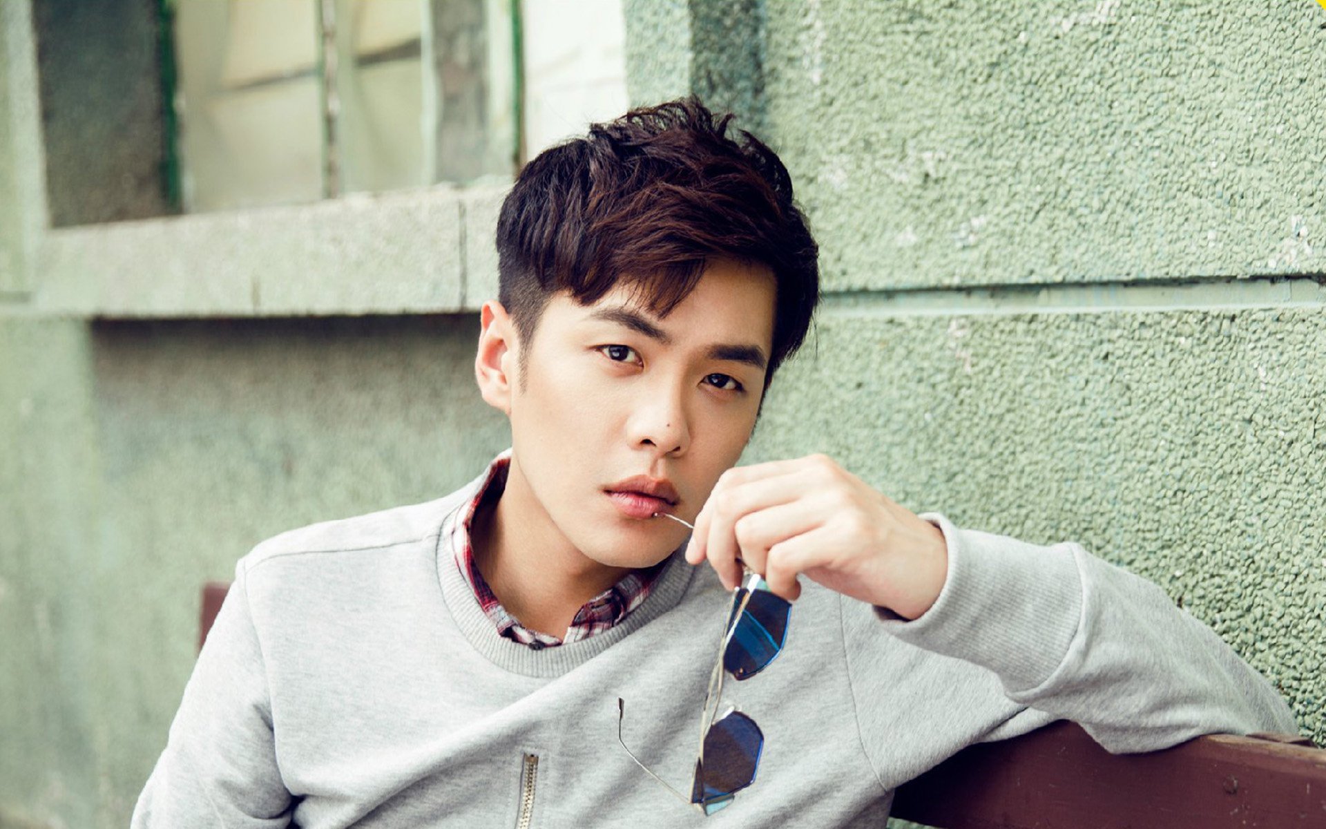 九游app官网下载-职业滑板巡回赛深圳站燃爆全场人气火热，滑板 决赛